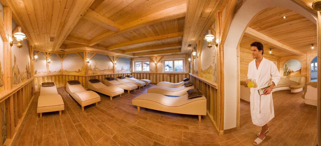 Mountainview Lodge - Chalet Im Zillertal Direkt Am 5 Sterne Campingplatz Aufenfeld Mit Hallenbad Und Sauna Aschau Im Zillertal Exterior foto